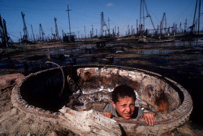 Lethal Legacy. Pollution in the Former U.S.S.R. 1992 - 1994