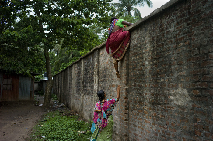 Inde - Bangladesh. Le mur et la peur